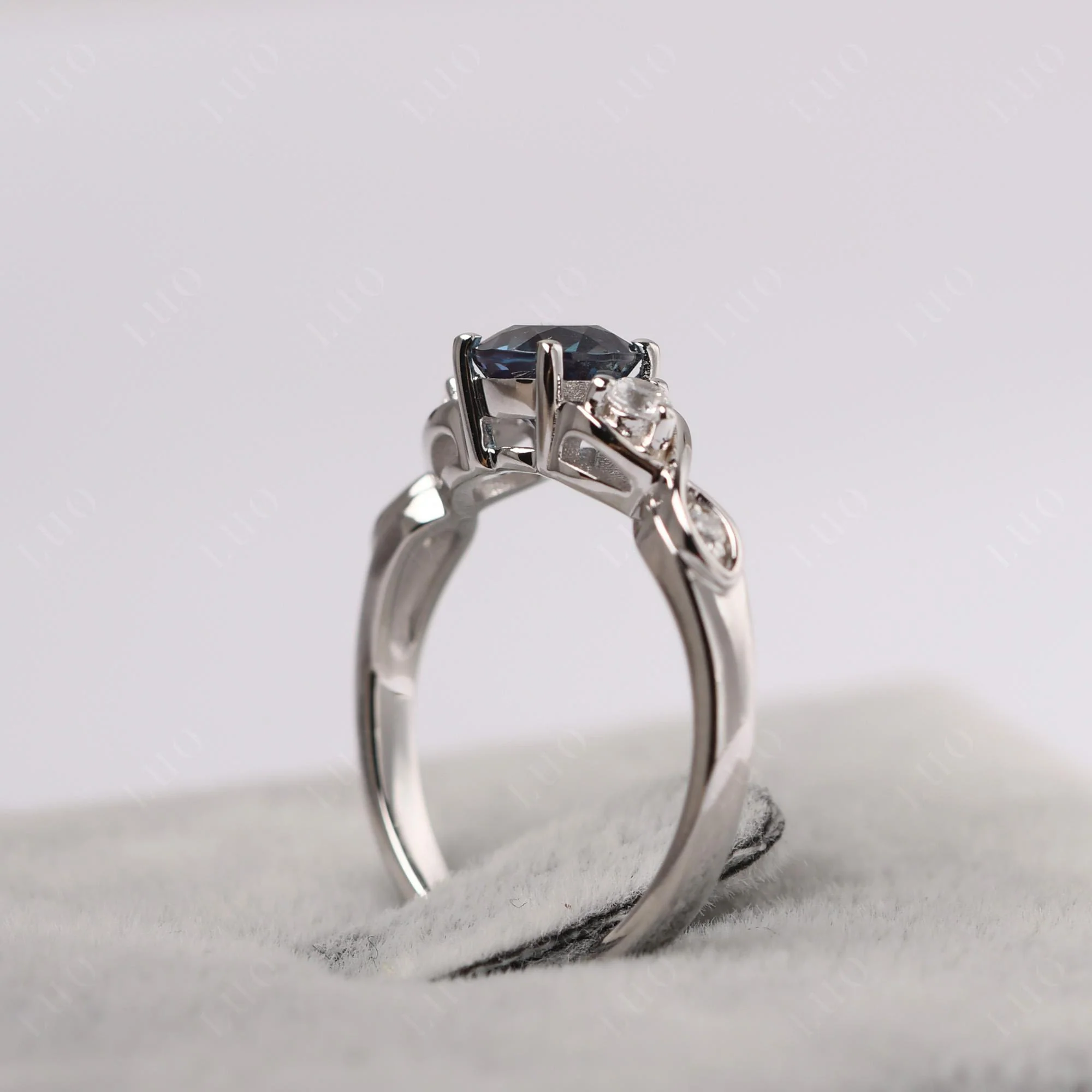 Alexandrite Twisted Ring - Image 32