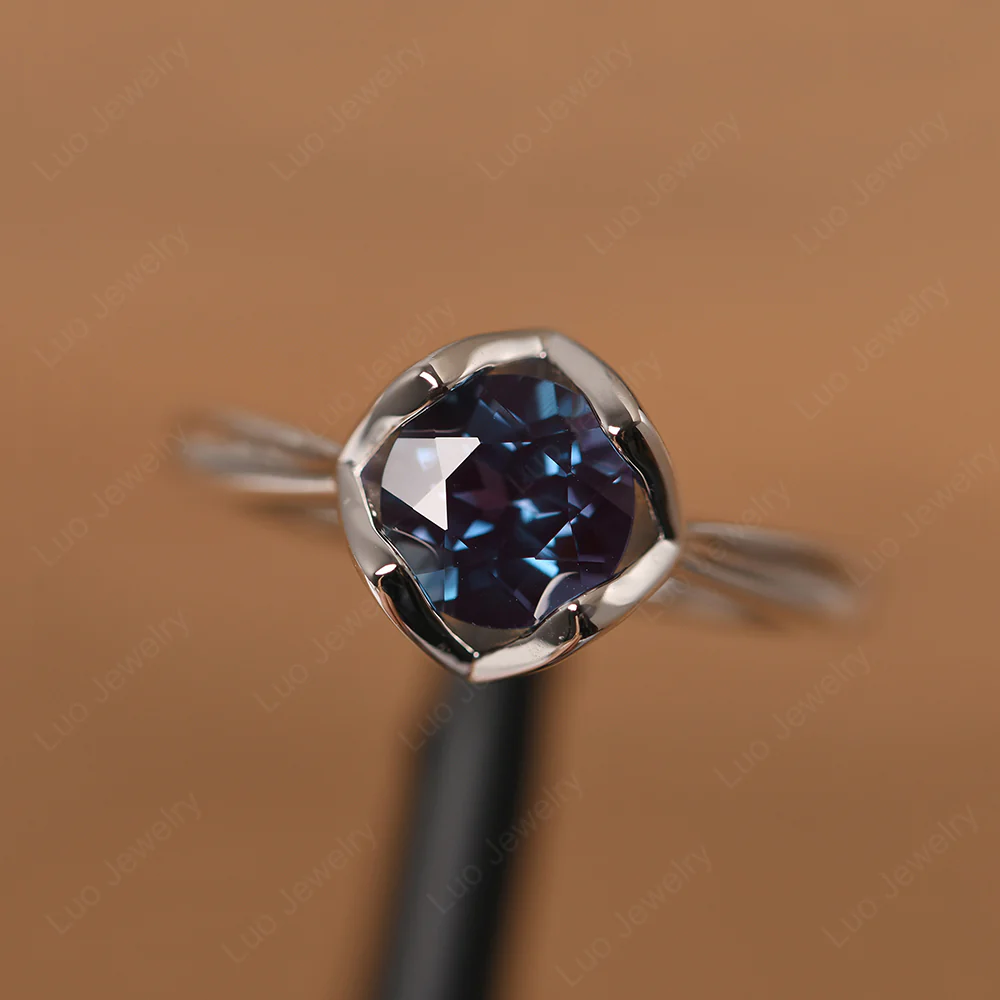 Round Alexandrite Solitaire Ring