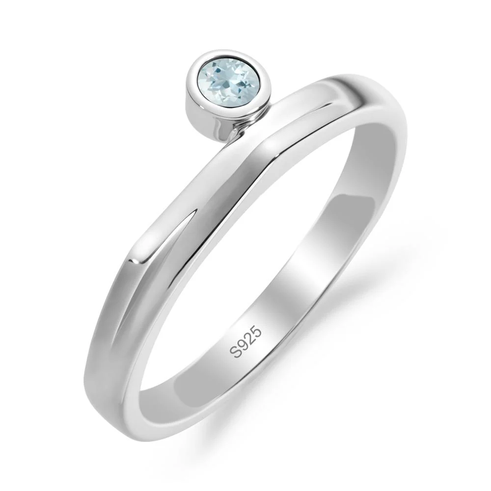 Round Aquamarine Bezel Ring - Image 7