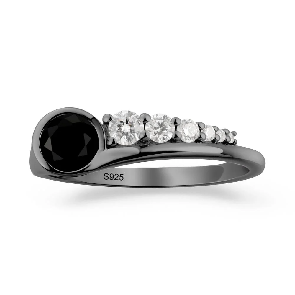 Round Black Spinel Graduated Bubble Ring - Image 3