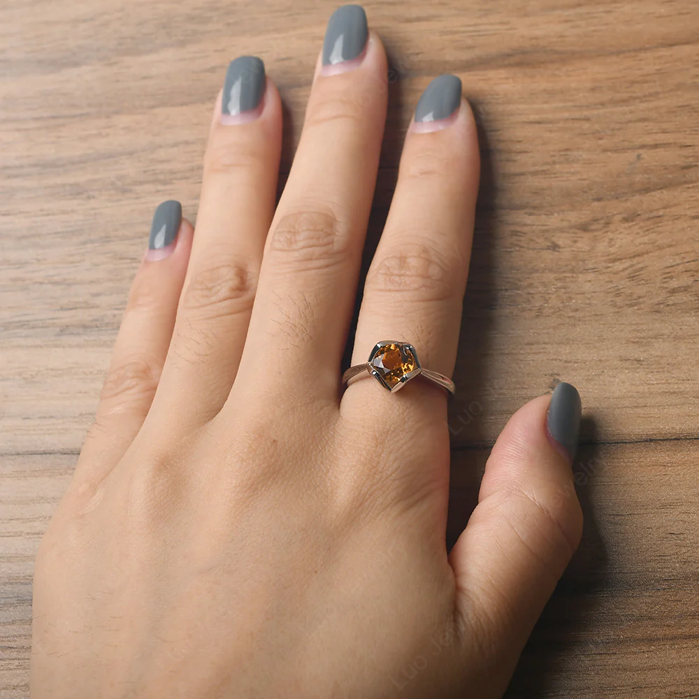 Round Citrine Solitaire Ring - Image 5