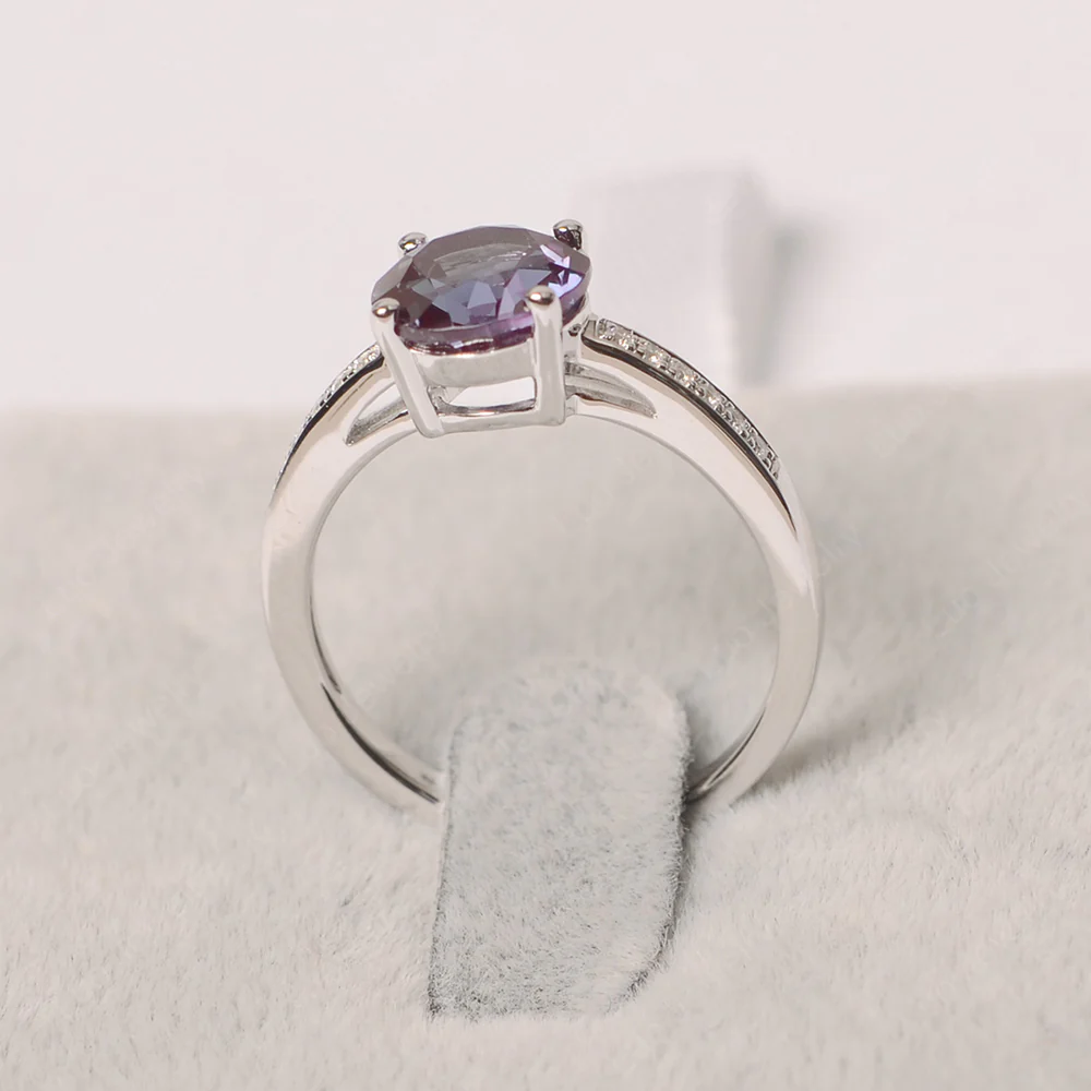 Round Cut Alexandrite Ring - Image 3