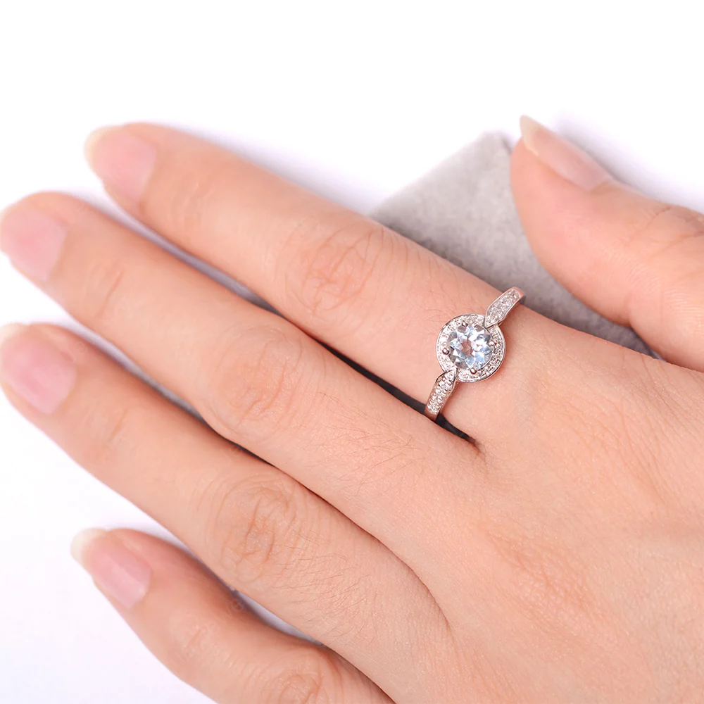 Round Cut Aquamarine Halo Ring - Image 4