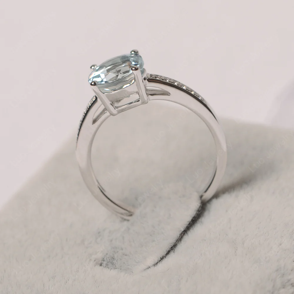 Round Cut Aquamarine Ring - Image 2