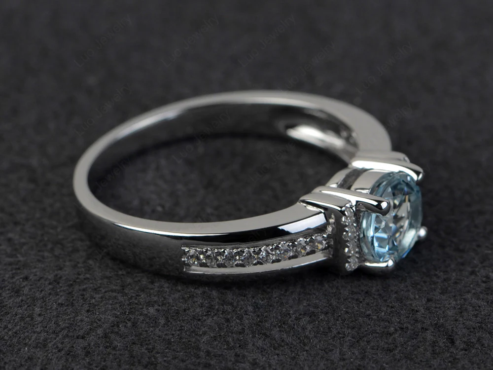 Aquamarine Triple Shank Ring - Image 2