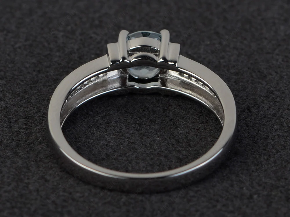 Aquamarine Triple Shank Ring - Image 3