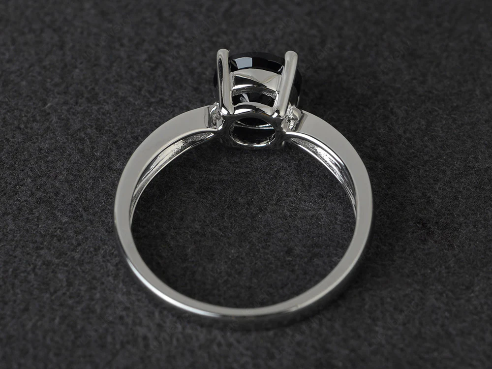 Black Spinel Tapered Band Engagement Ring - Image 3