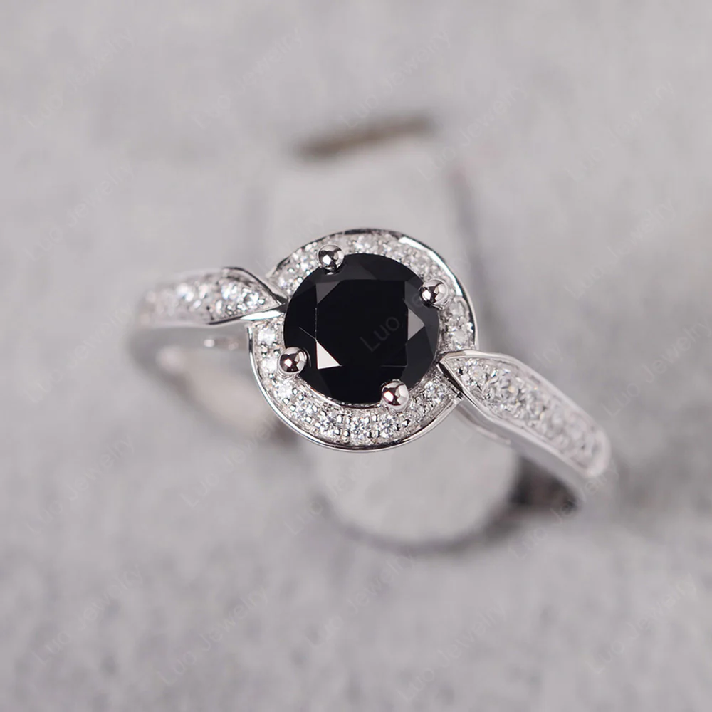 Round Cut Black Spinel Halo Ring