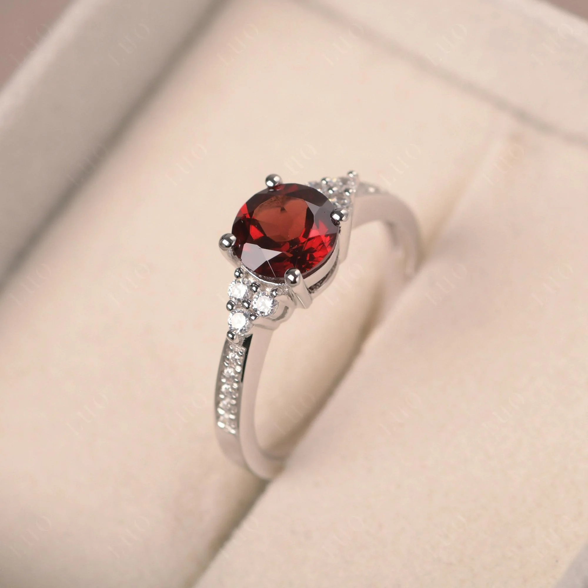 Round Cut Garnet Engagement Ring - Image 30