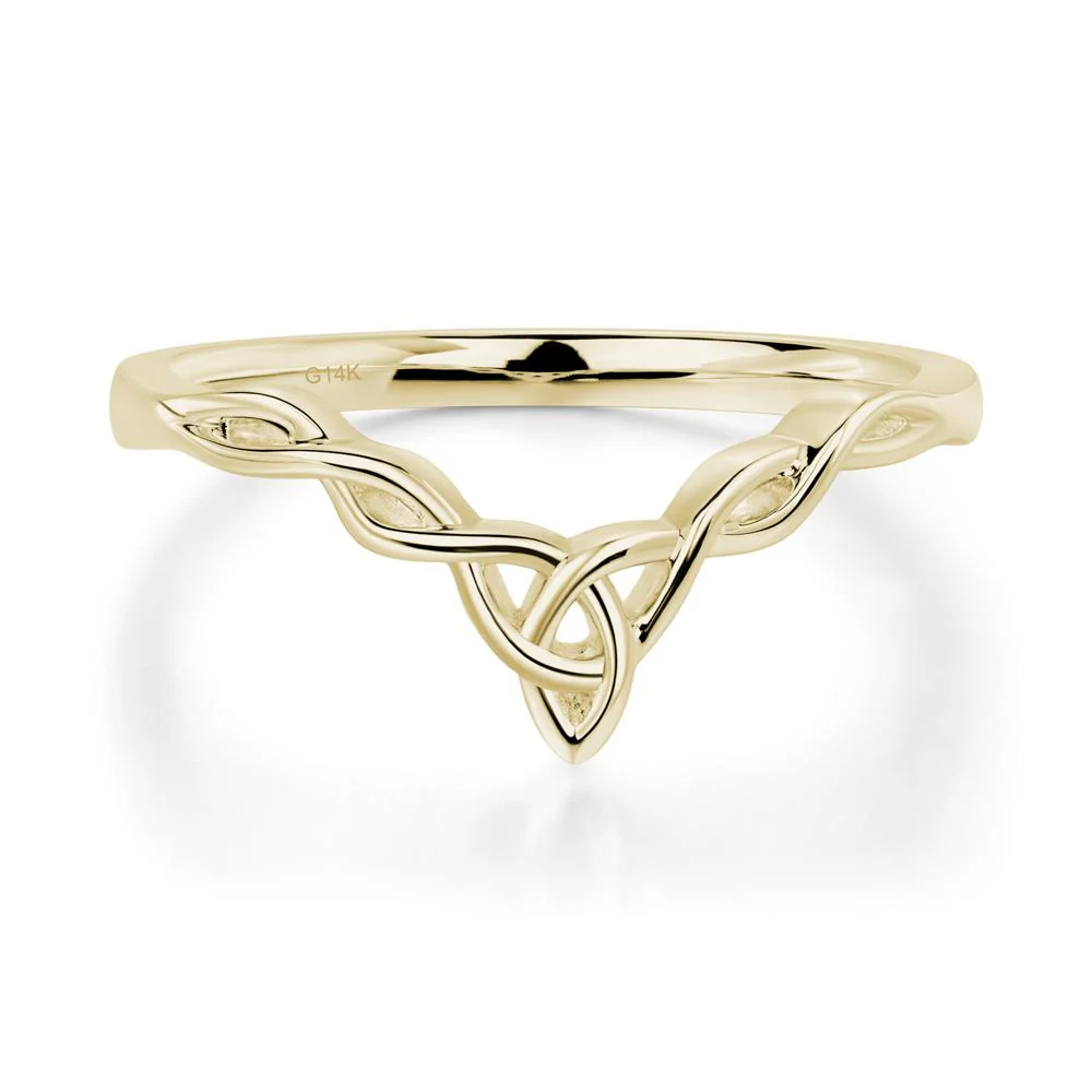 Round Cut Green Sapphire Celtic Ring - Image 16