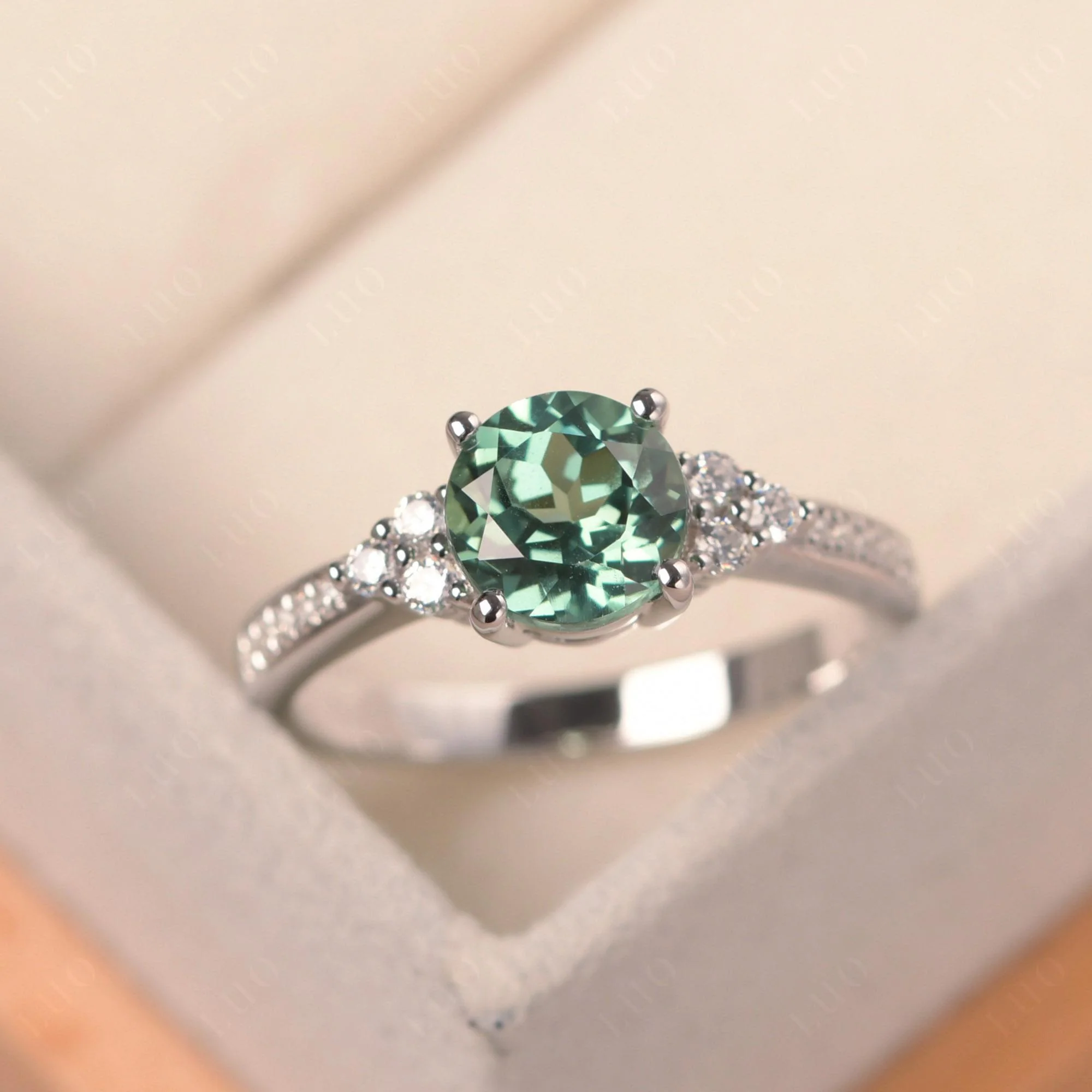 Round Cut Green Sapphire Engagement Ring - Image 29