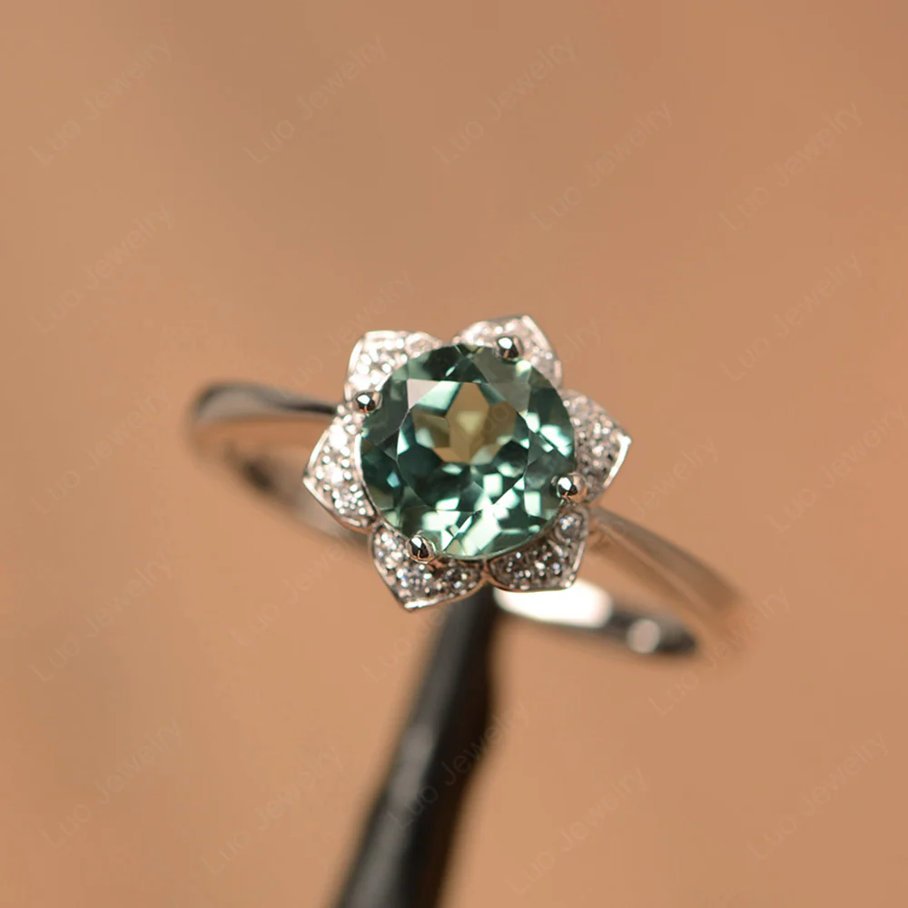 Green Sapphire Lotus Ring - Image 2