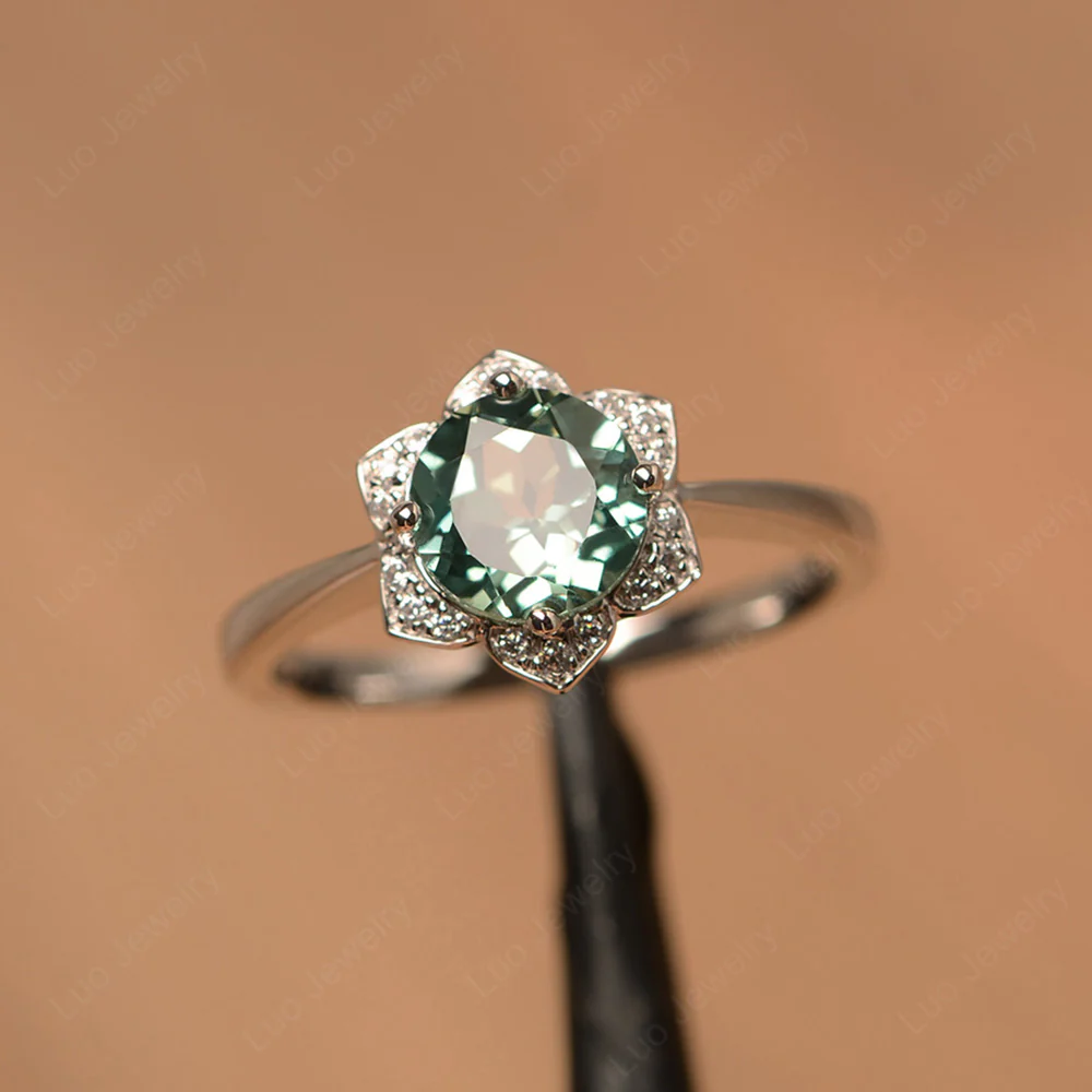 Green Sapphire Lotus Ring - Image 3