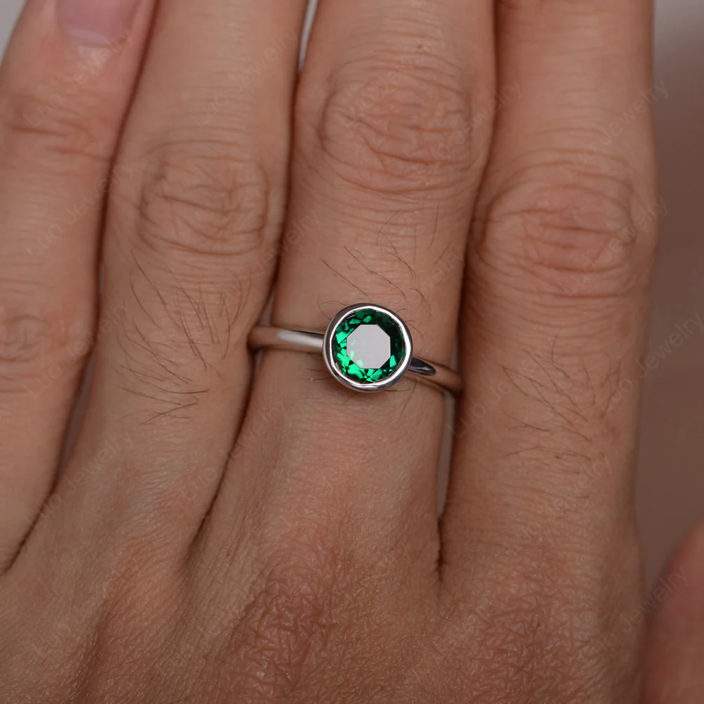 Round Emerald Bezel Set Engagement Ring - Image 2