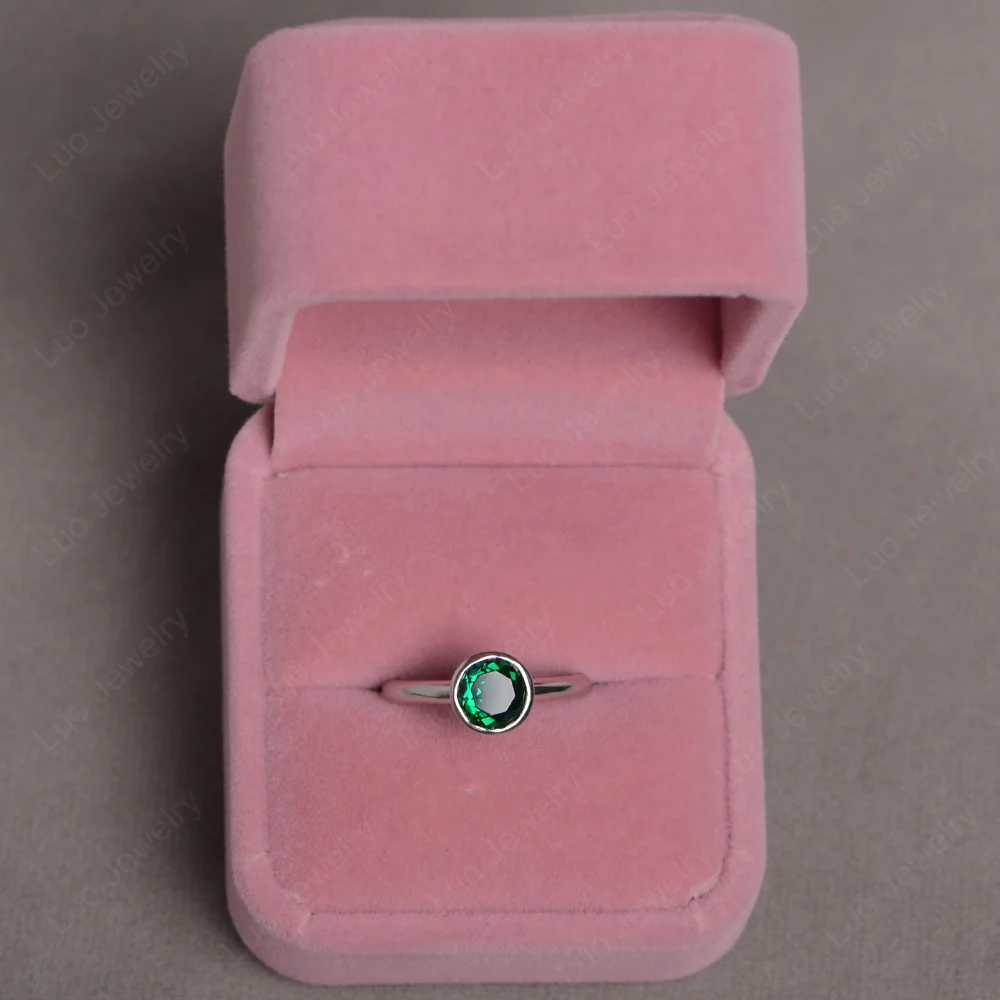 Round Emerald Bezel Set Engagement Ring - Image 4