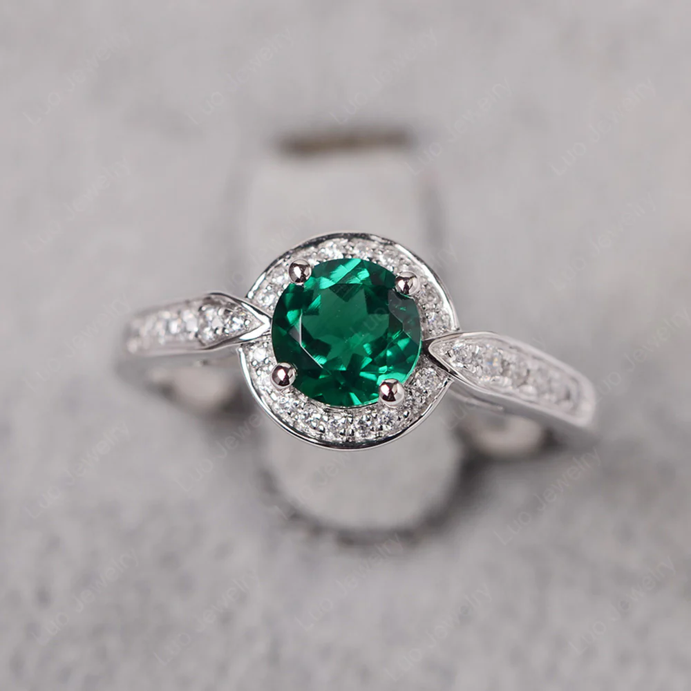 Round Cut Emerald Halo Ring