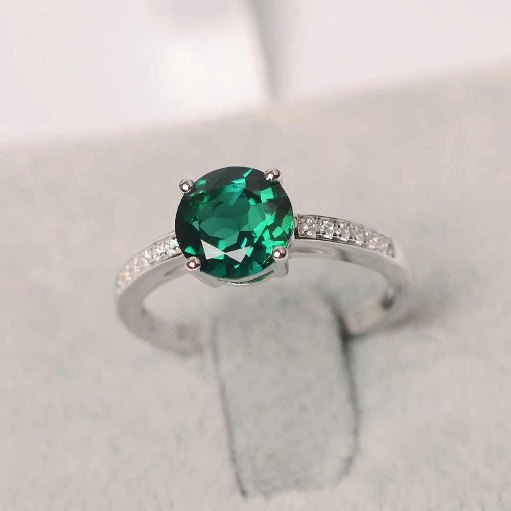 Round Cut Emerald Ring