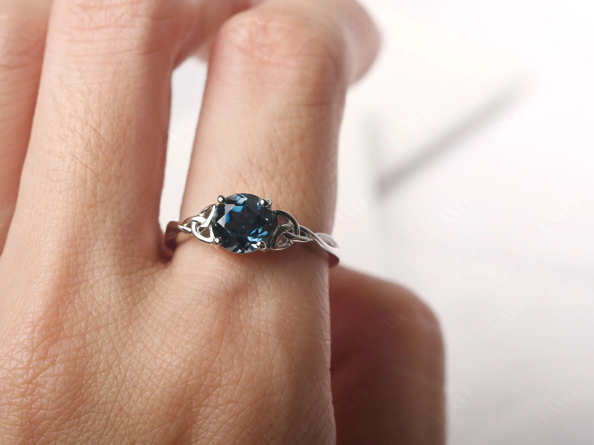 Round Cut London Blue Topaz Celtic Ring - Image 33