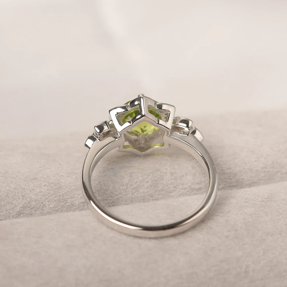 Round Cut Peridot Flower Ring - Image 3