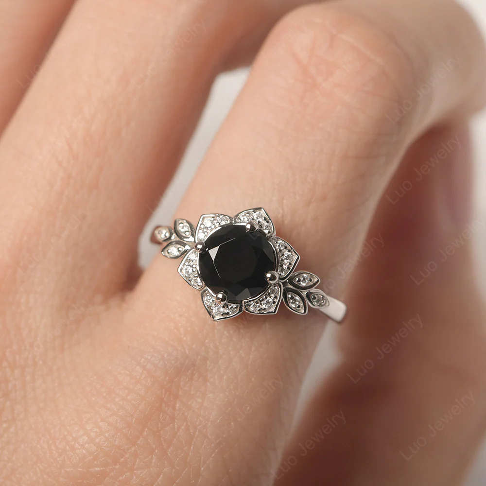 Black Spinel Lotus Setting Engagement Ring - Image 5