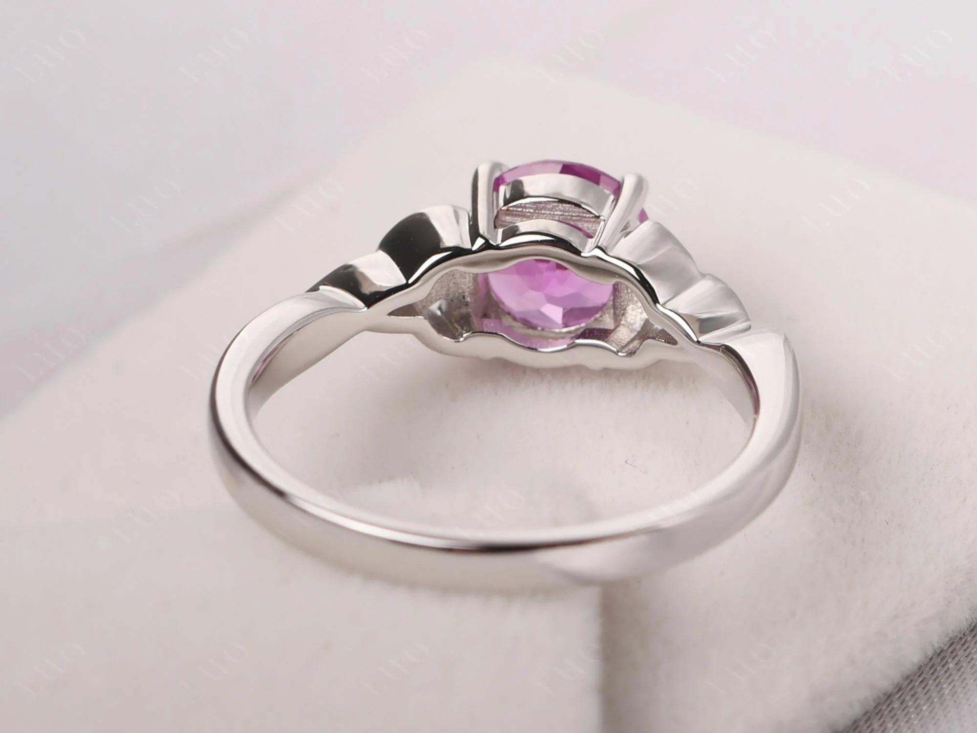 Round Cut Pink Sapphire Celtic Ring - Image 31