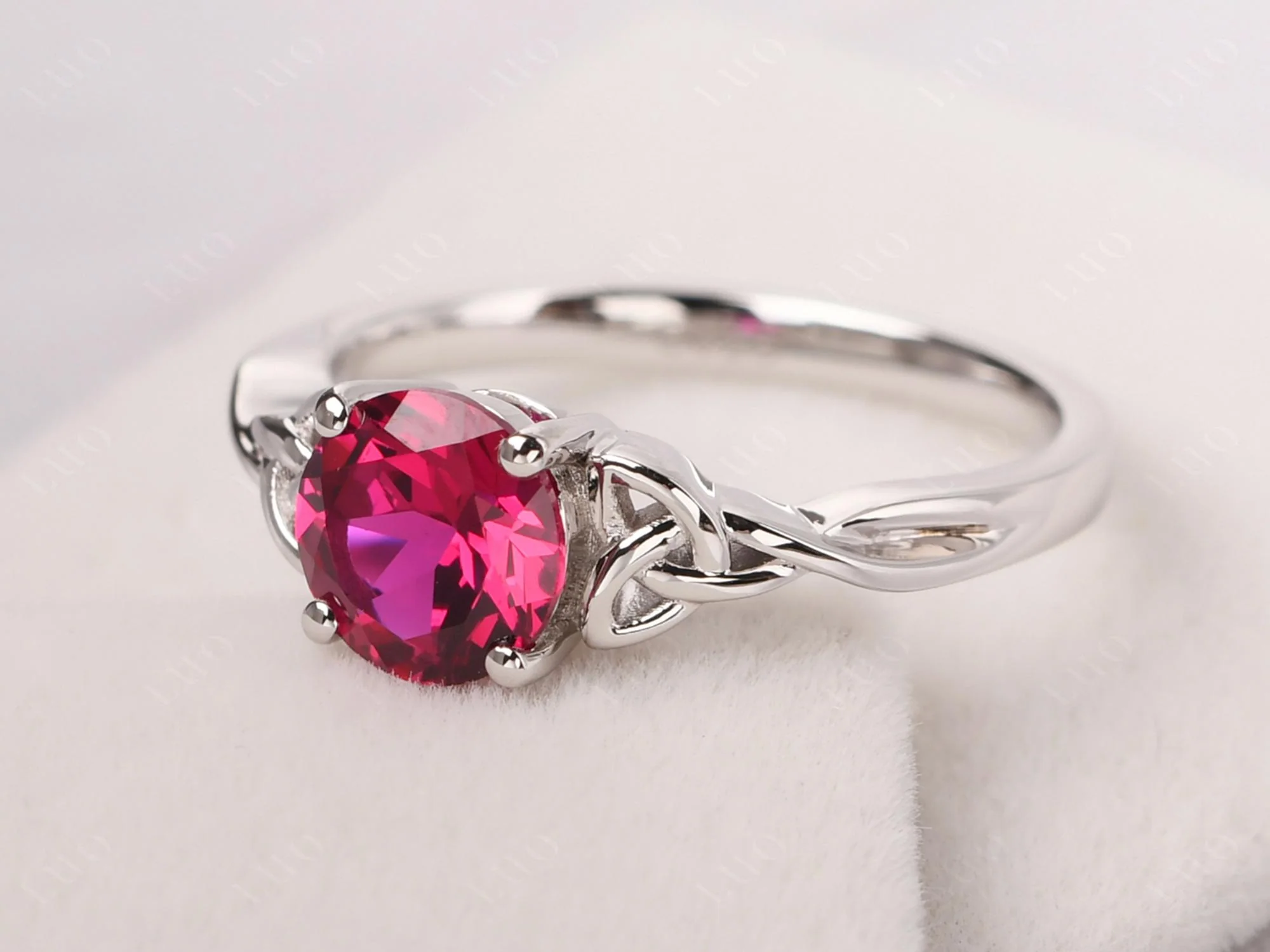 Round Cut Ruby Celtic Ring - Image 30