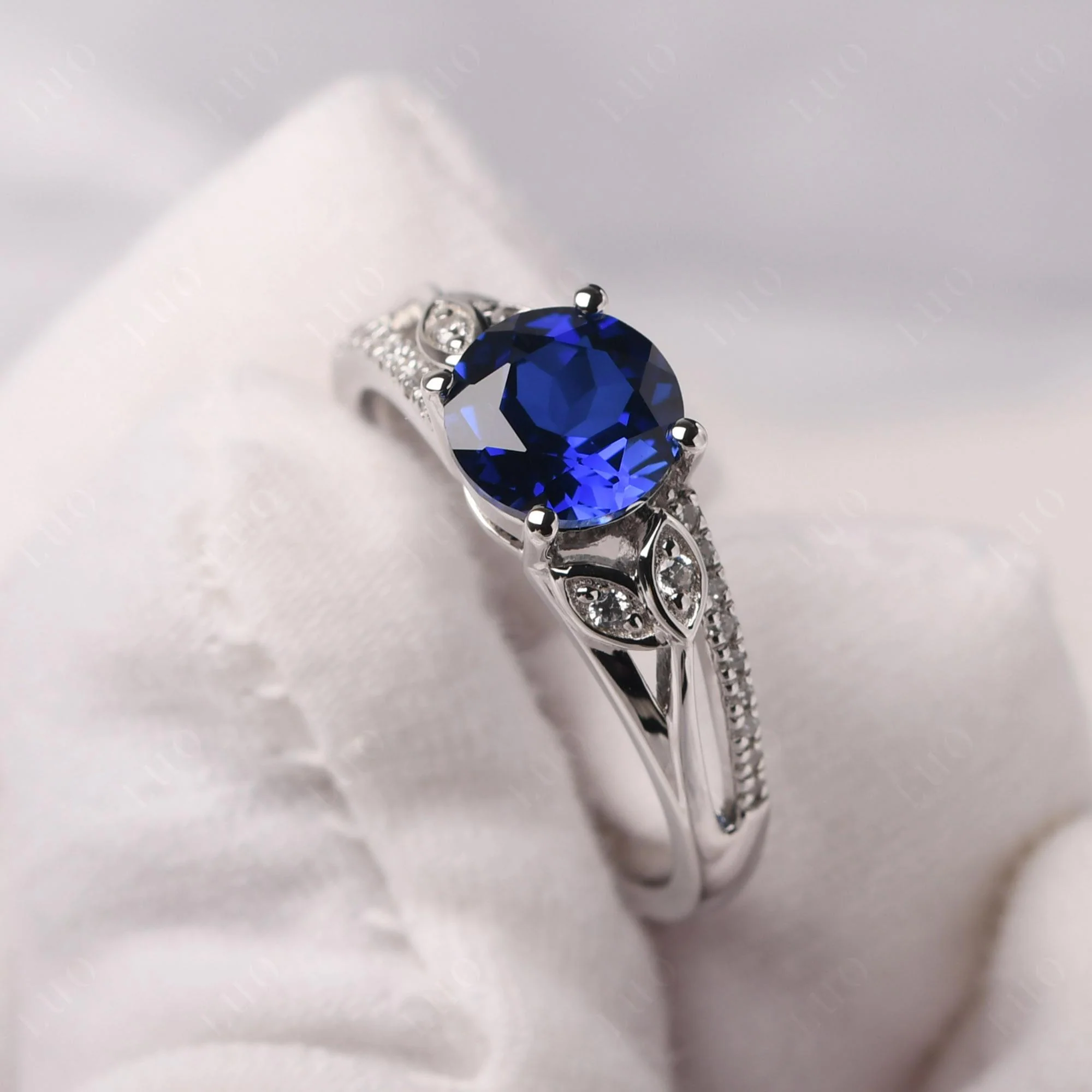 Leaf Inspired Sapphire Engagement Ring - Image 11