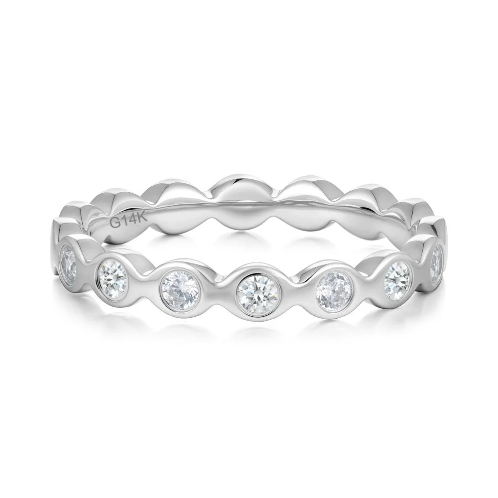 Round Diamond and Cubic Zirconia Eternity Ring - Image 8