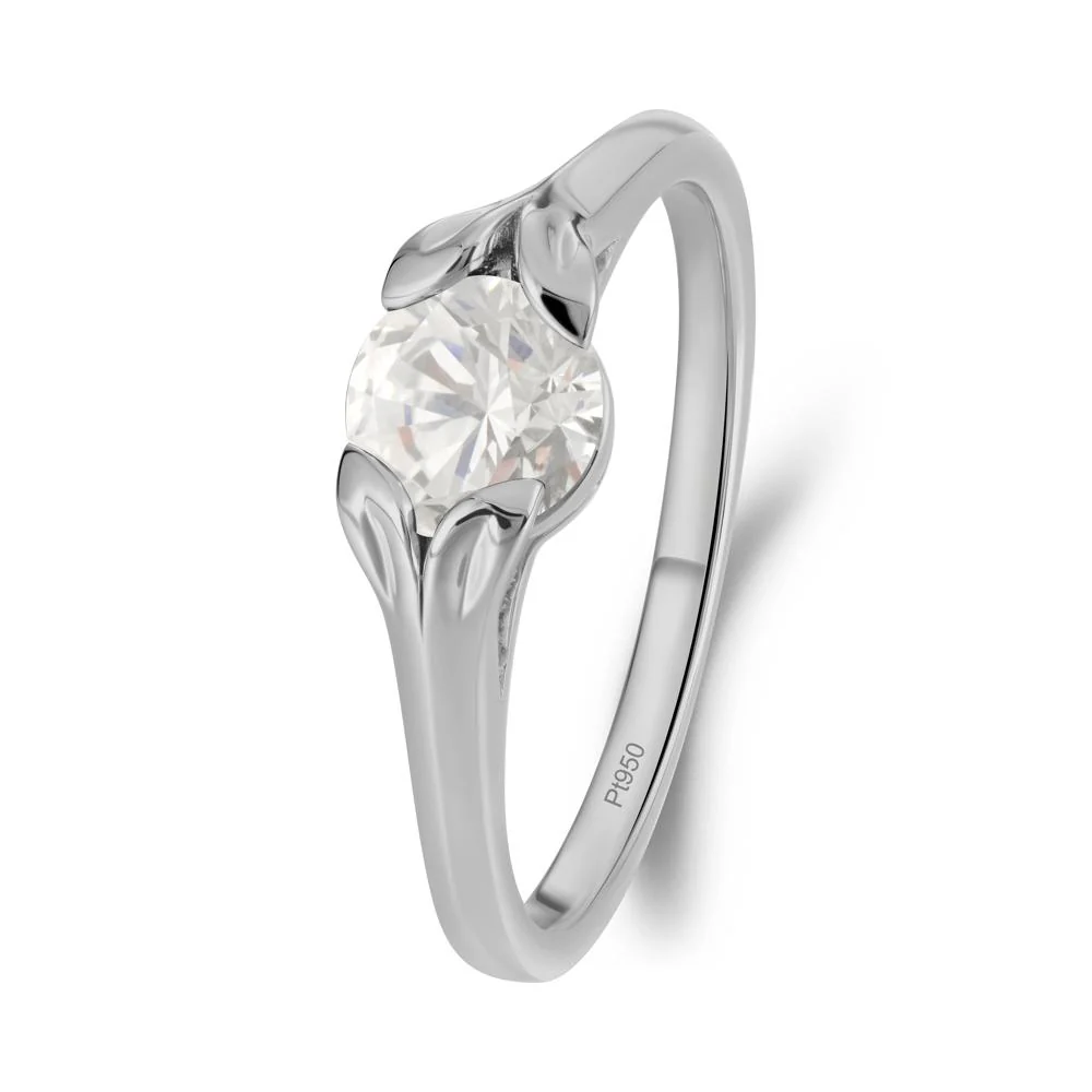 Round Diamond Leaf Ring - Image 9