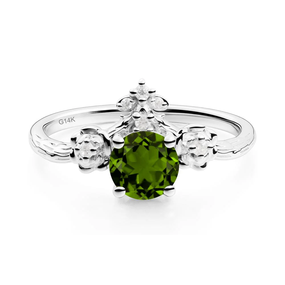 Round Diopside Rose Ring with Wood Grain