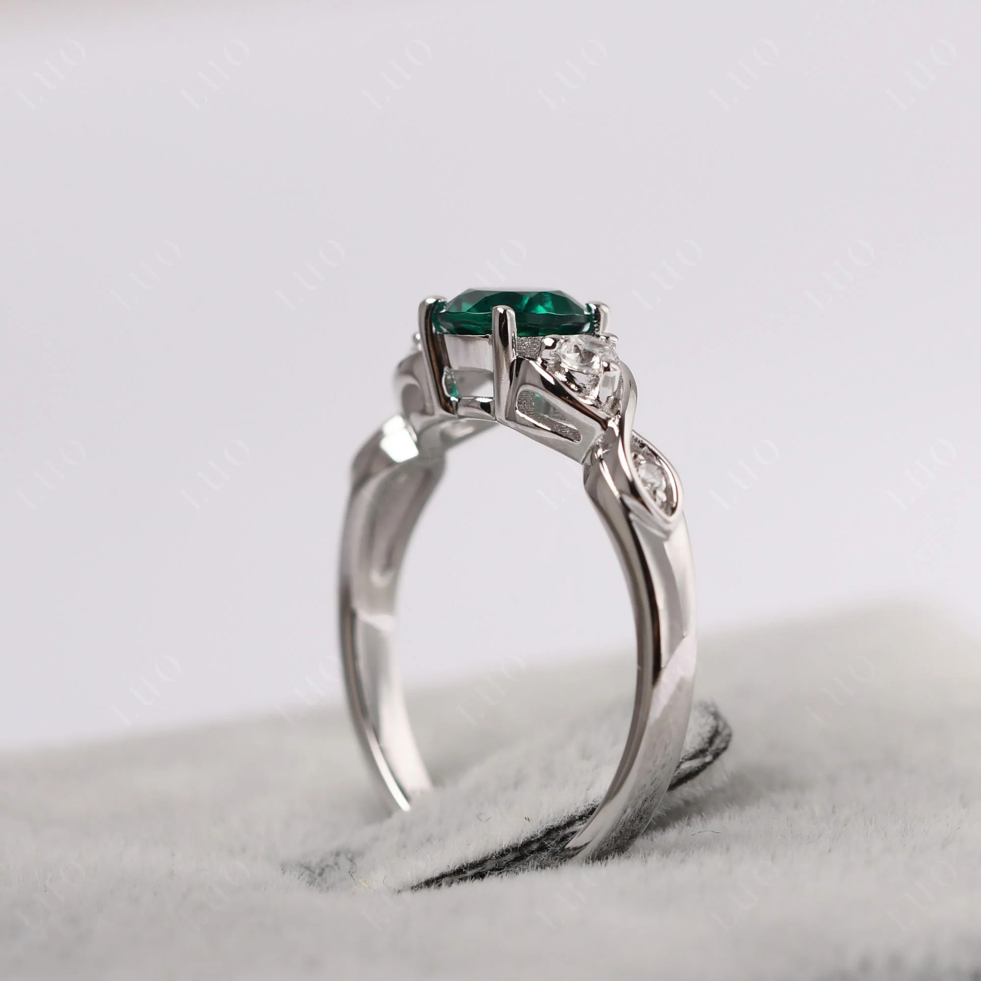 Emerald Twisted Ring - Image 33