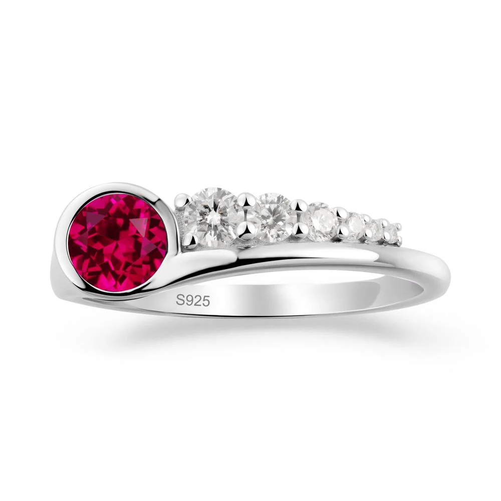 Round Ruby Graduated Bubble Ring