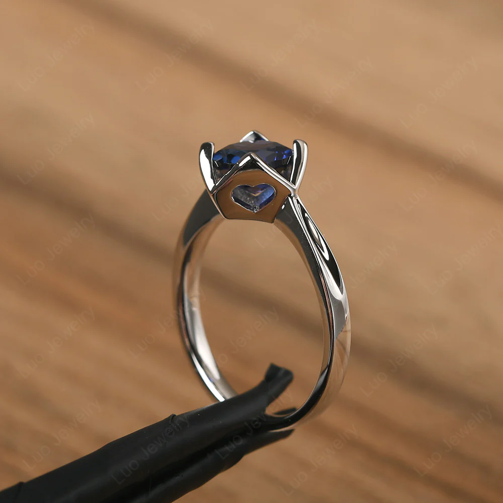Round Sapphire Solitaire Ring - Image 4