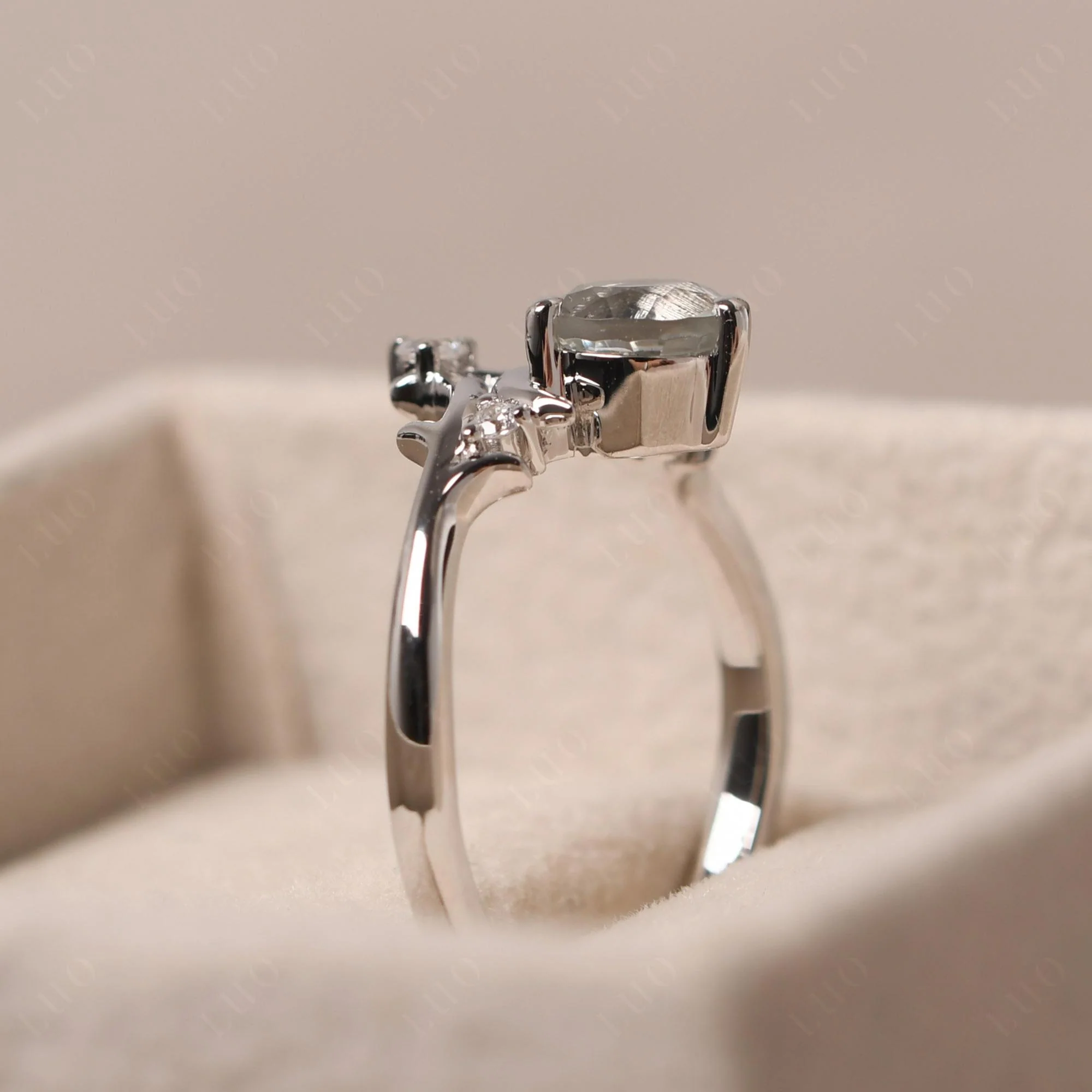 Green Amethyst Crescent Moon and Star Ring - Image 32