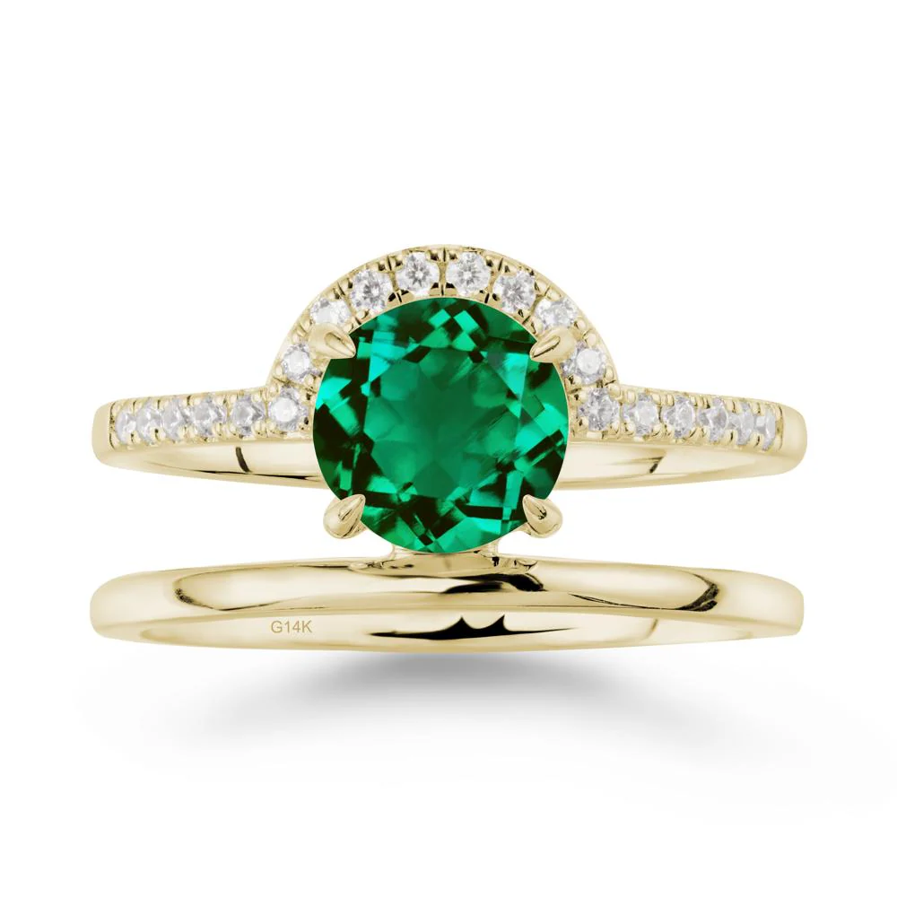 Round Shaped Emerald Ring In 18K Yellow Gold - Image 4
