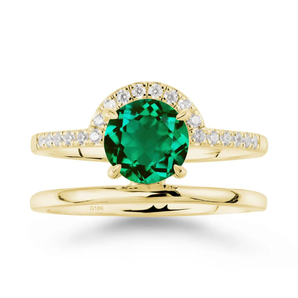 Round Shaped Emerald Ring In 18K Yellow Gold - Image 7