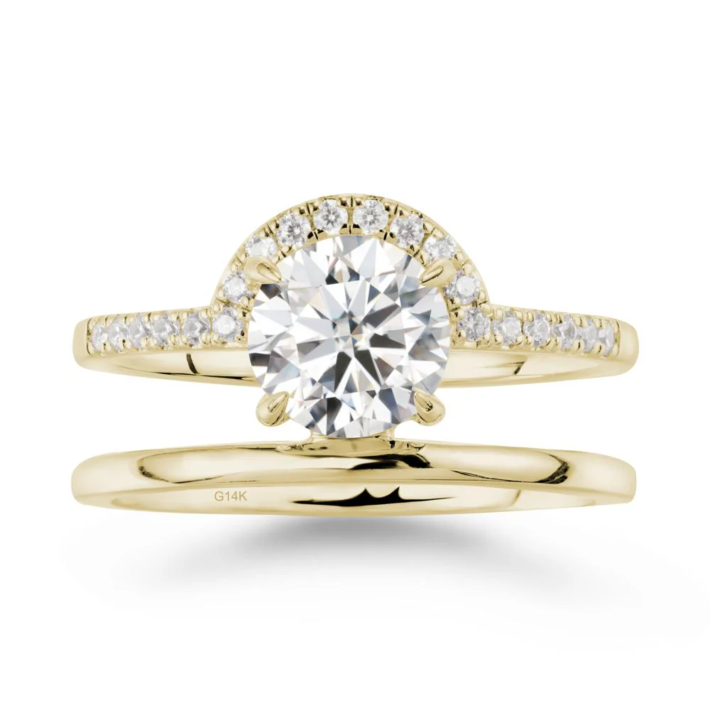 Round Shaped Moissanite Ring In 18K Yellow Gold
