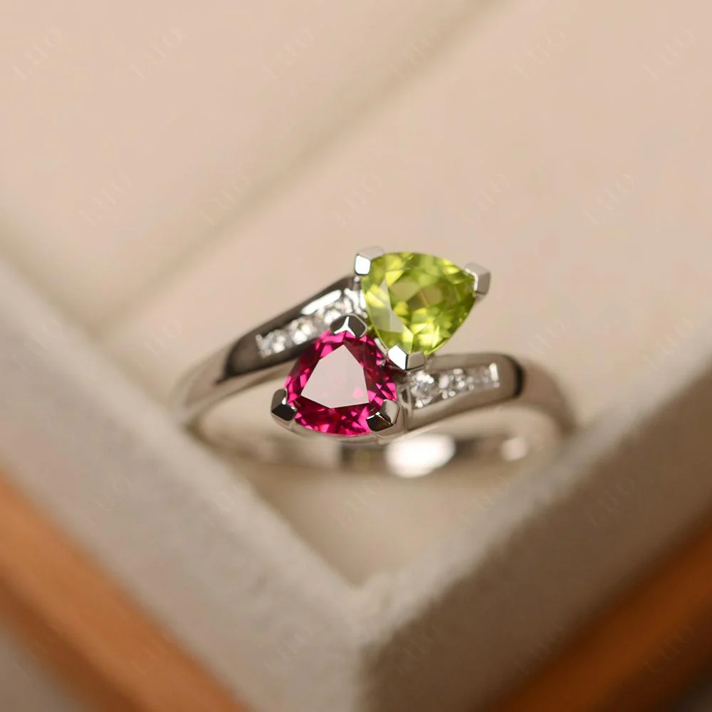Ruby and Peridot Ring - Image 29