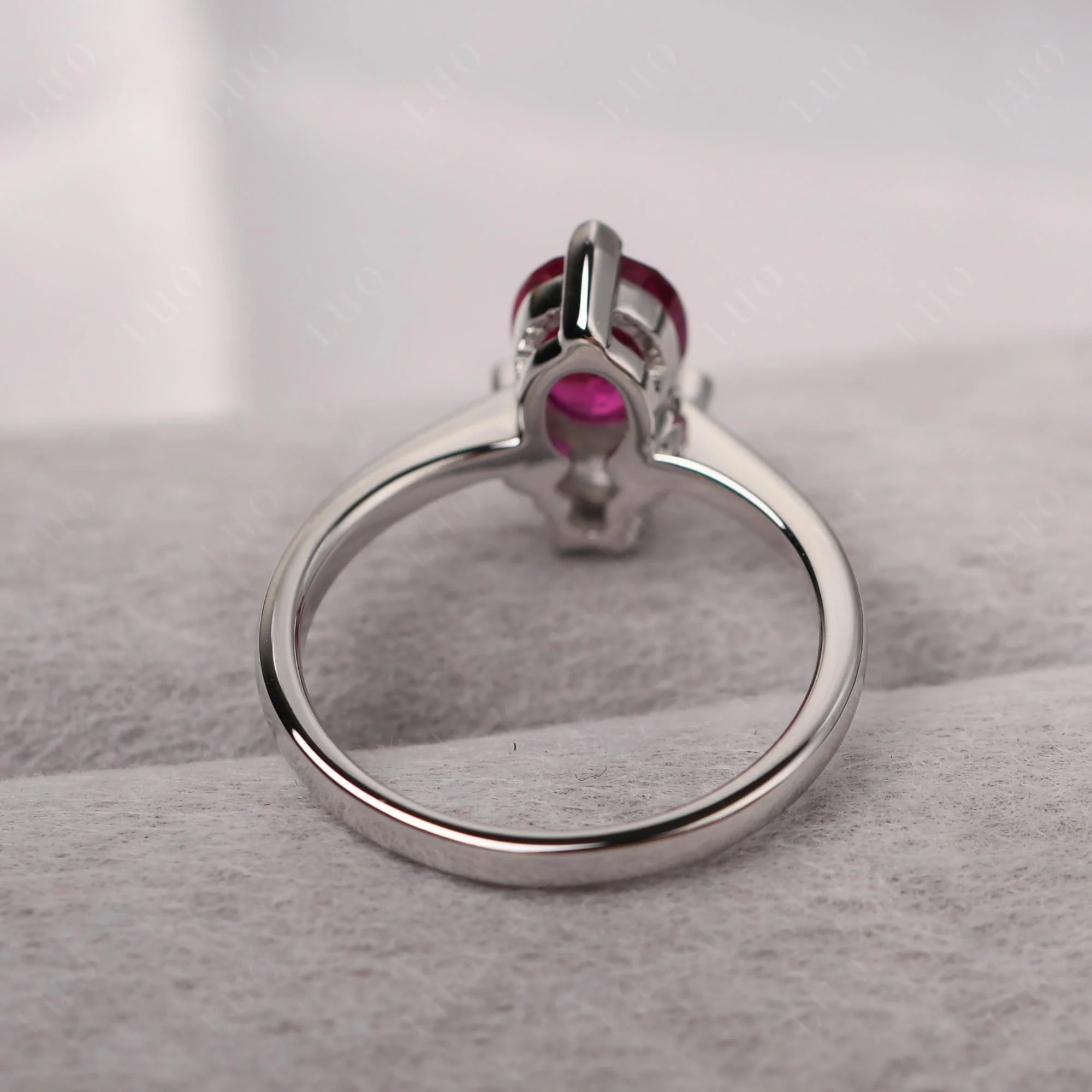 Ruby Bumble Bee Ring - Image 12