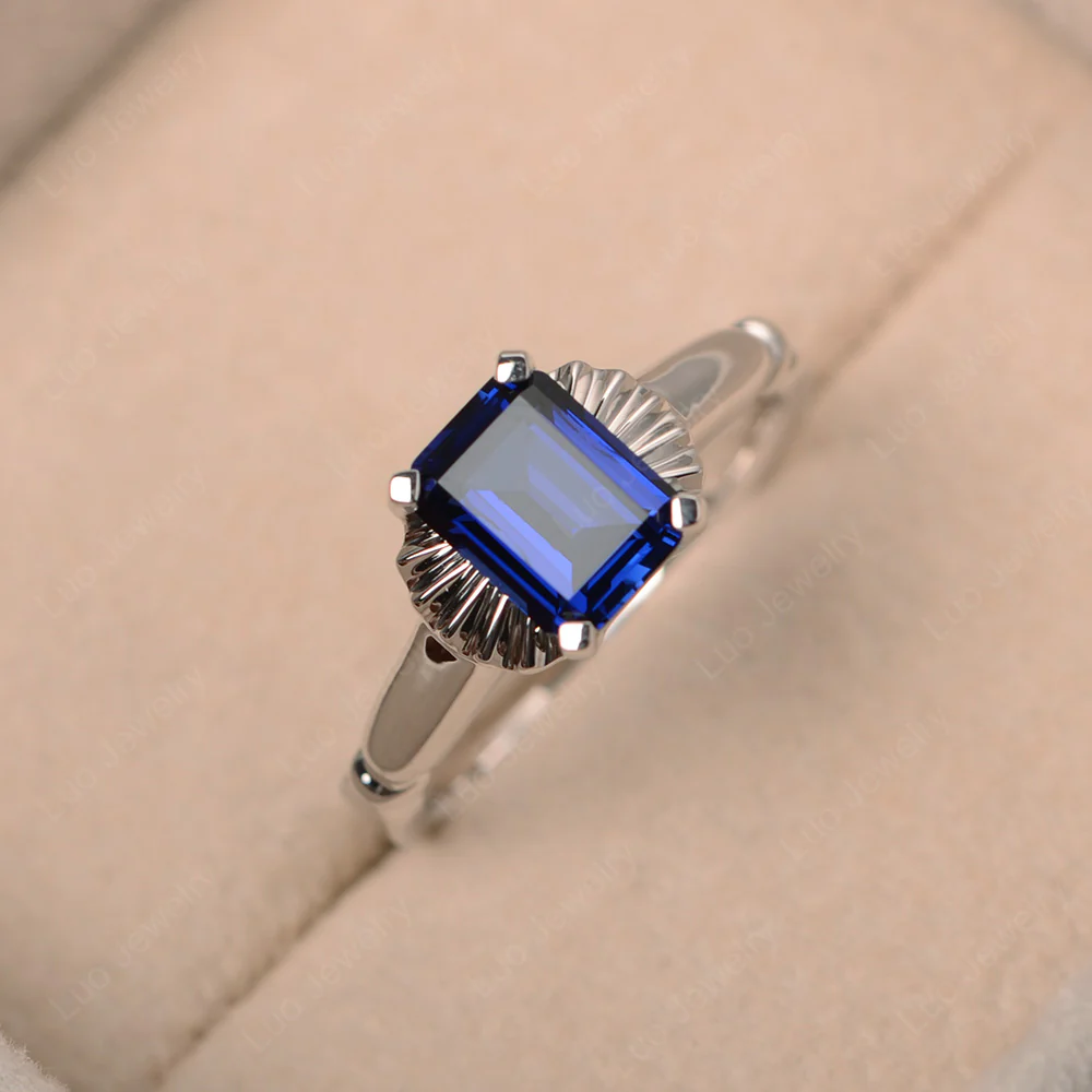 Vintage Style Sapphire Solitaire Ring - Image 2