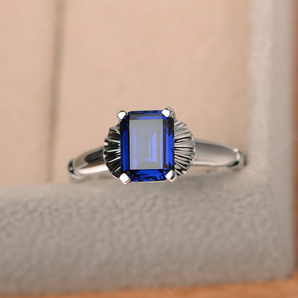 Vintage Style Sapphire Solitaire Ring - Image 3