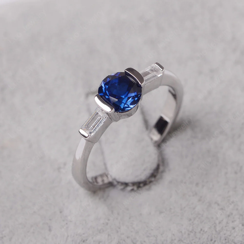 Sapphire Ring Round Cut with Baguette Side - Image 2