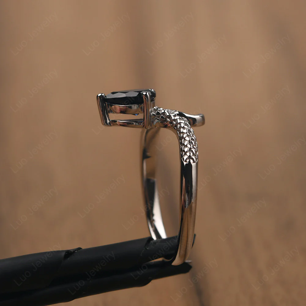 Sapphire Snake Ring - Image 5