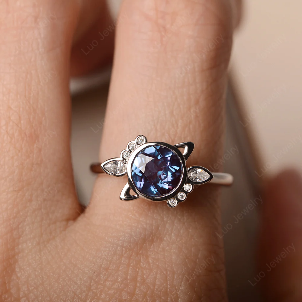 Saturn Style Alexandrite Engagement Ring - Image 5