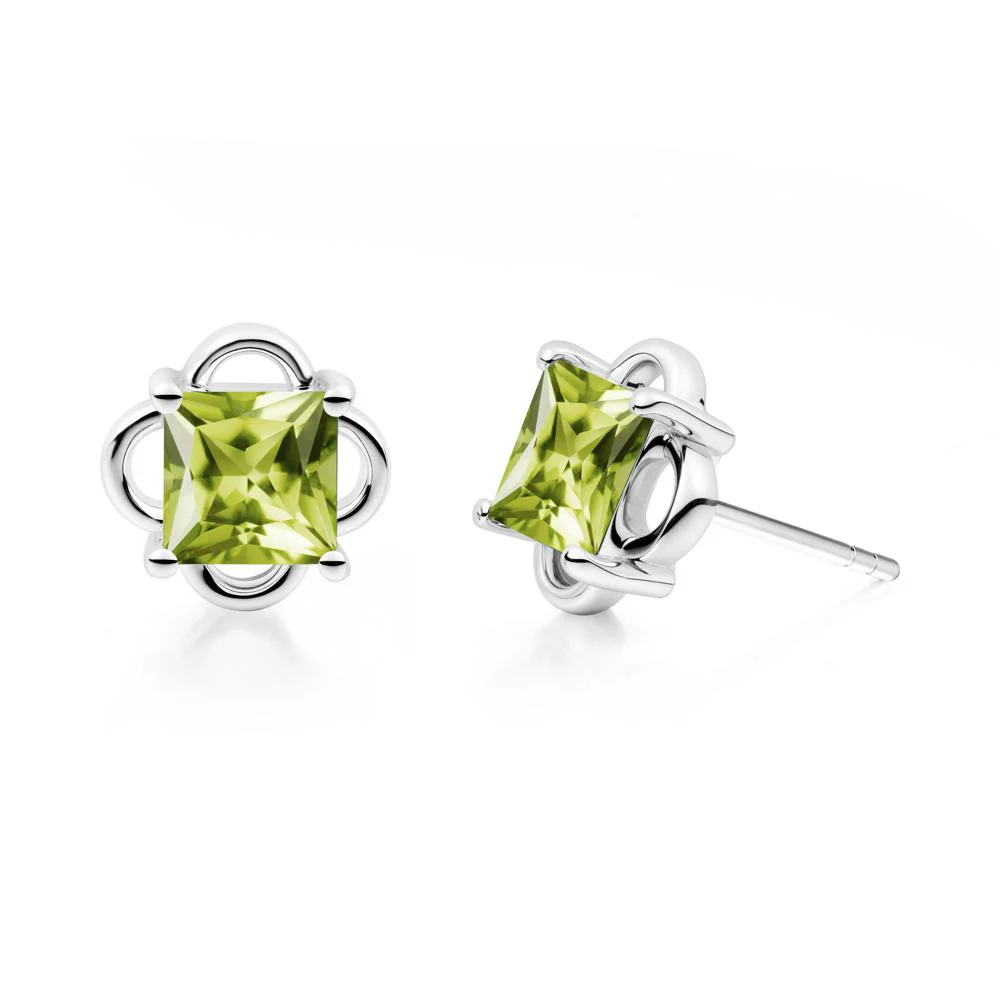 Scalloped Halo Peridot Stud Earrings - Image 4