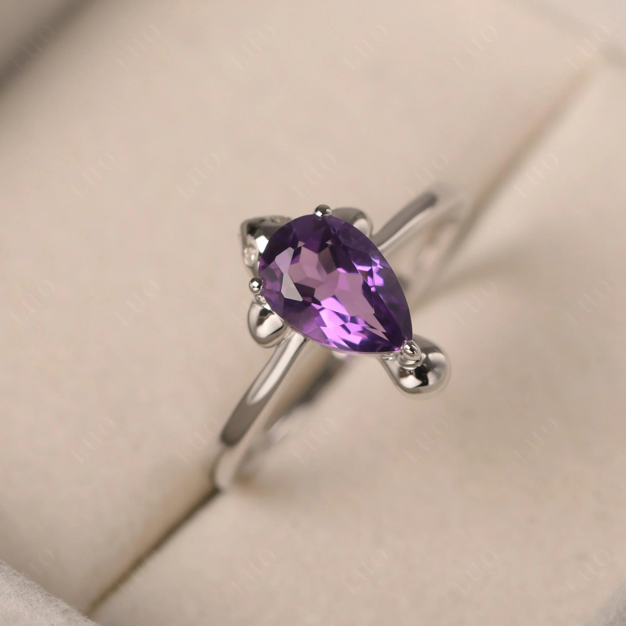 Pear Shaped Amethyst Sea Lion Ring - Image 11