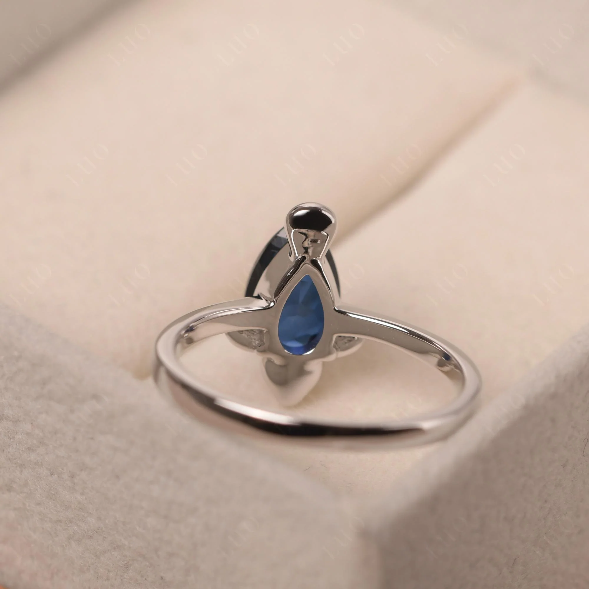 Pear Shaped Sapphire Sea Lion Ring - Image 12