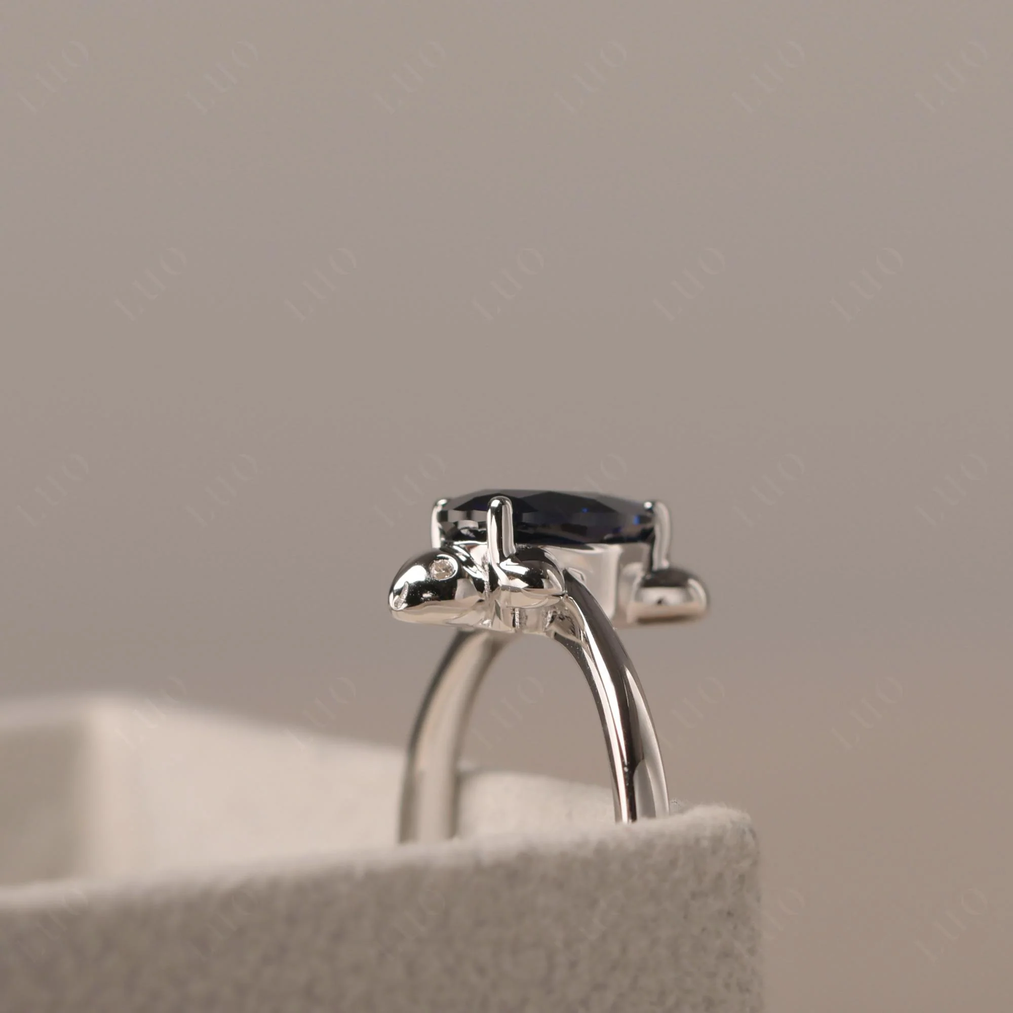 Pear Shaped Sapphire Sea Lion Ring - Image 13