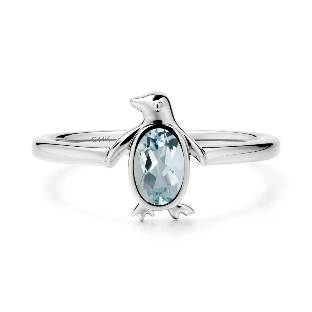 Simple Bezel Setting Oval Aquamarine Ring - Image 2