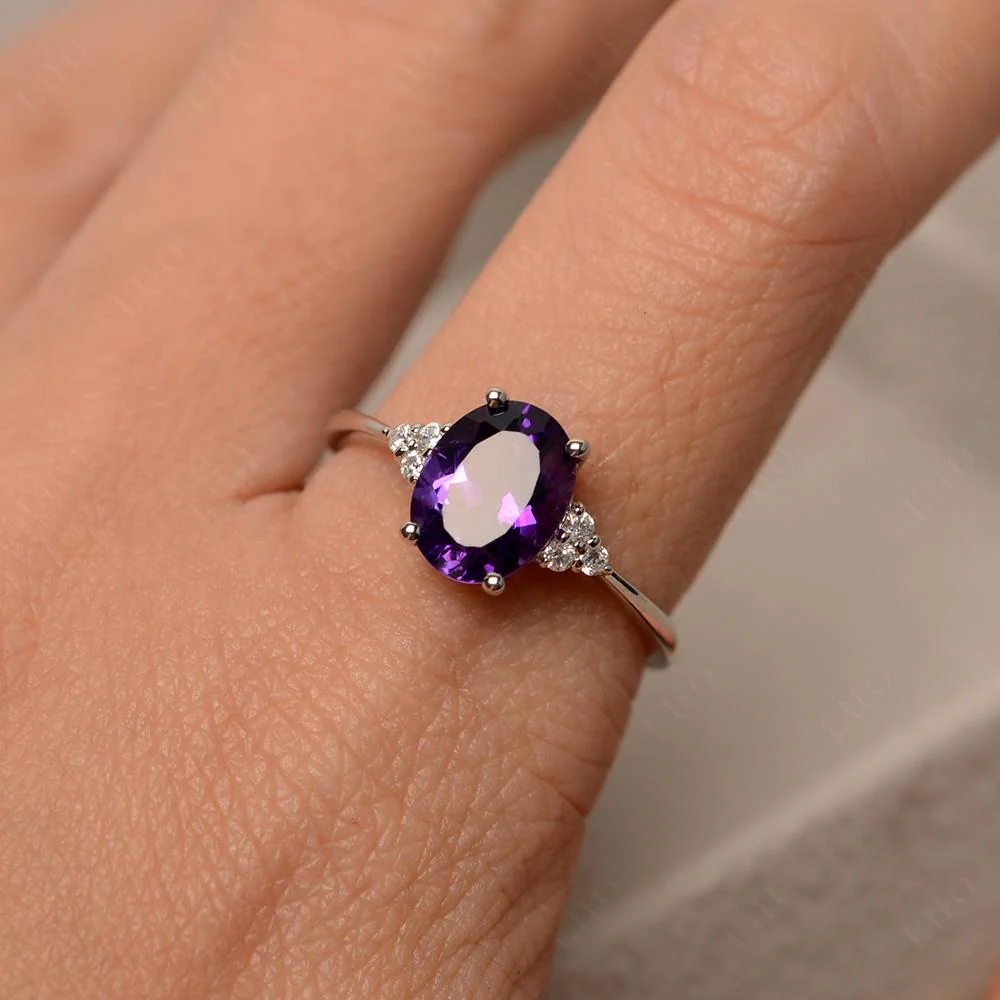 Simple Oval Amethyst Ring - Image 13